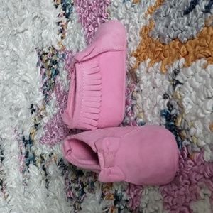 Baby girl 3-6 months pink child of mine moccasins